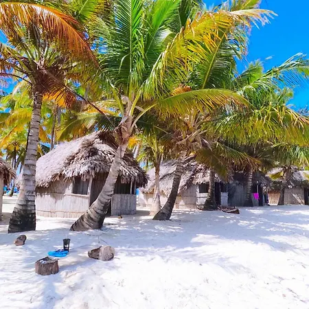 San-Blas Isla Iguana Cabanas Guna Yala Panama
